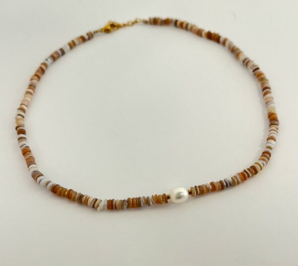 Shell Necklace with Fresh Water Pearl